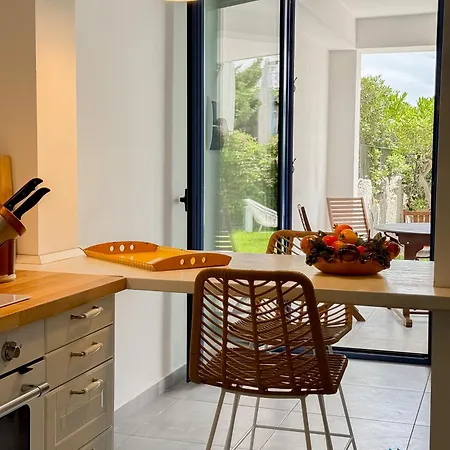 Вилла Calalunga Pietragrande - Seaside Paradise Haven